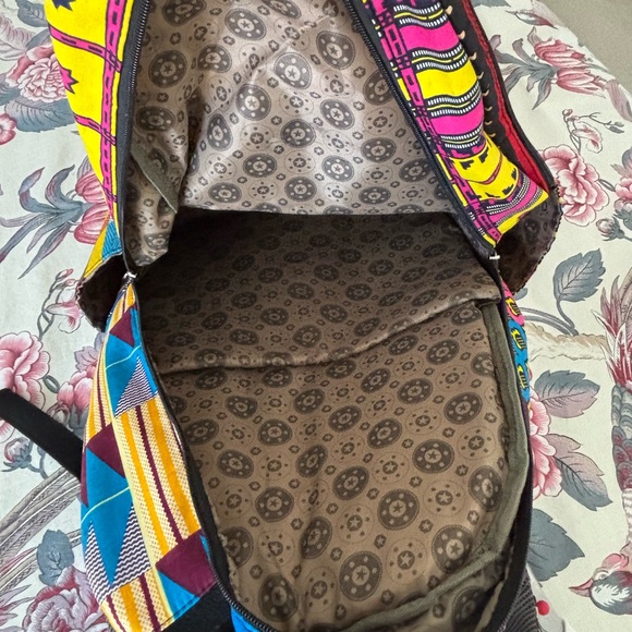 Geometric Backpack - Picture 10 of 11